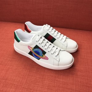 Gucci Low Top Sneaker  MS05053