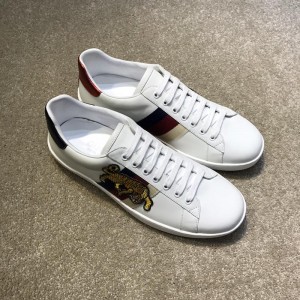 Gucci Low Top Sneaker  MS05055