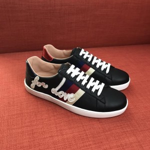 Gucci Low Top Sneaker  MS05059