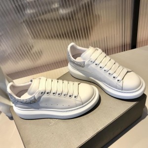 Alexander McQueen MS06033