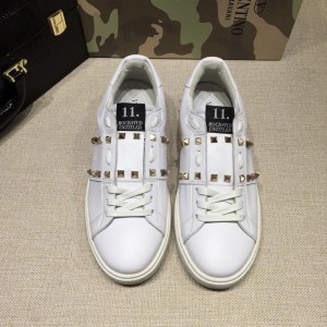 Valentino White and platinum stud strap detail with white sole Sneakers MS07007