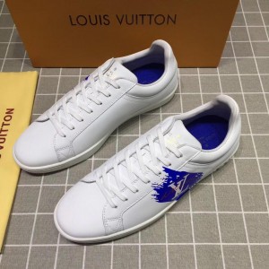 Louis Vuitton Perfect Quality Sneakers White and blue LV chevron with white sole MS071050