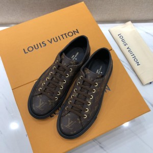 Louis Vuitton Perfect Quality Sneakers Brown and Monogram print with black sole MS071067