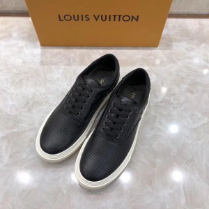 Louis Vuitton Perfect Quality Sneakers Black and Monogram embossed with white sole MS071070