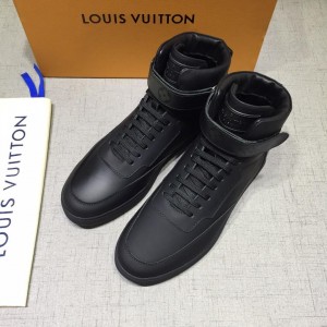 Louis Vuitton High-top Perfect Quality Sneakers Black and black Monogram detail and black sole MS071082