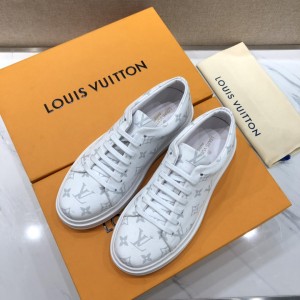 Louis Vuitton Perfect Quality Sneakers White and Monogram print with white sole MS071108