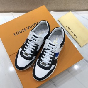 Louis Vuitton Perfect Quality Sneakers White and black leather details with white sole MS071128