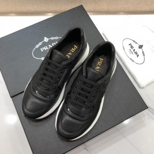 Prada Perfect Quality Sneakers Black and white sole MS071233