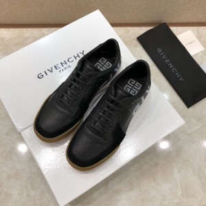 Givenchy Fashion Sneakers Black and White print MS07435