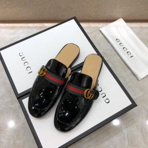 Gucciblack bright leather Slipper with double G MS07523