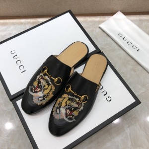 Gucciblack Slipper with tiger MS07525