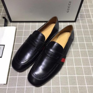 Gucci Black Leather loafer MS07576