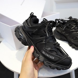 Balenciaga Track Black Sneaker MS09083