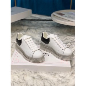 Alexander McQueen Fahion Sneaker White and black heel with transparent sole MS100025