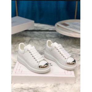 Alexander McQueen Fahion Sneakers White and silver metal toe MS100035