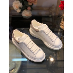 Alexander McQueen Fahion Sneaker White and grey suede heels MS100054