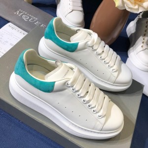 Alexander McQueen Fahion Sneaker White and green suede heels MS100072