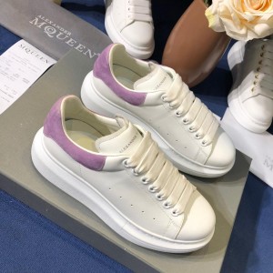 Alexander McQueen Fahion Sneaker White and purple suede heels MS100074