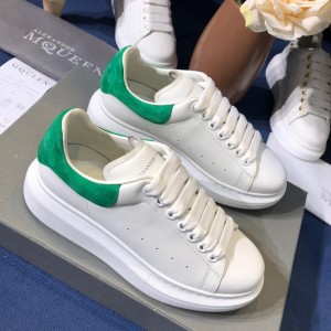 Alexander McQueen Fahion Sneaker White and green suede heel MS100077