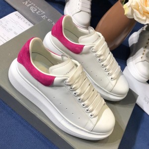 Alexander McQueen Fahion Sneaker White and purple suede heel MS100080