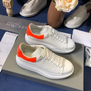 Alexander McQueen Fahion Sneaker White and orange heel MS100100