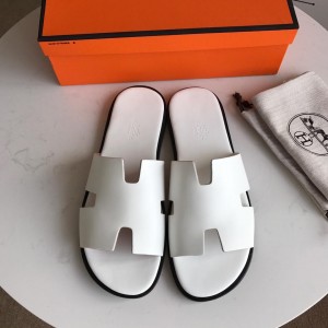 Hermes Luxury Slippers WS032822