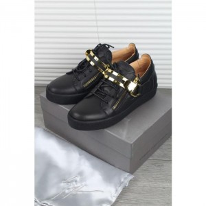 High Quality Giuseppe Zanotti Vegas black and gold detail tube sneakers