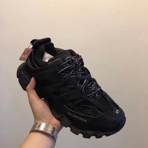 High Quality exclusive Balencia Paris Track Sneakers ALL BLACK best version ready to ship