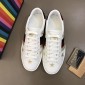 Replica Gucci Fashion Desgin Sneaker White and gold bee embroidery with white sole MS02200