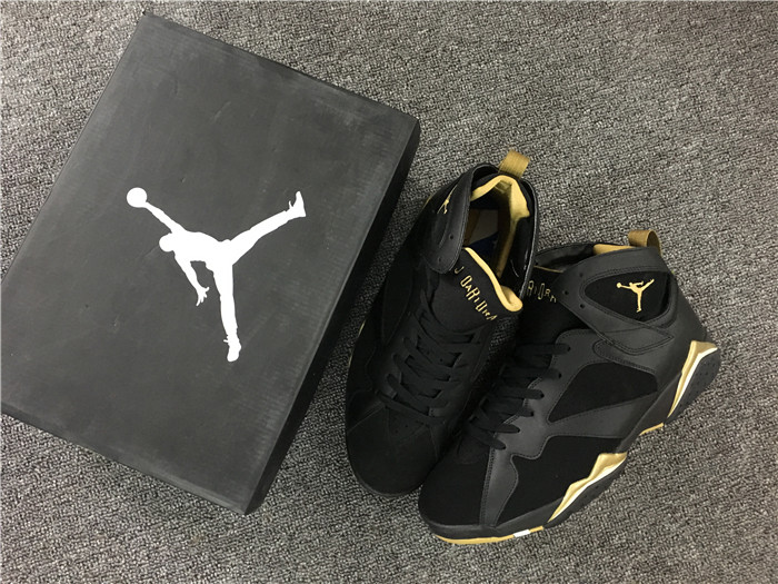 UA Air Jordan 7 VII Golden Moments Pack 535357-935 Sneakers in Black