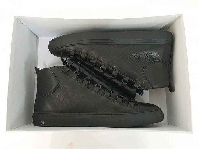 New Limited Version Balenciaga Arena Lambskin Creased Leather Matt Sneakers