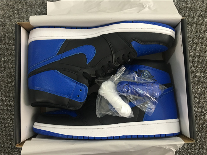 Air Jordan 1 Retro High OG Royal Sneakers