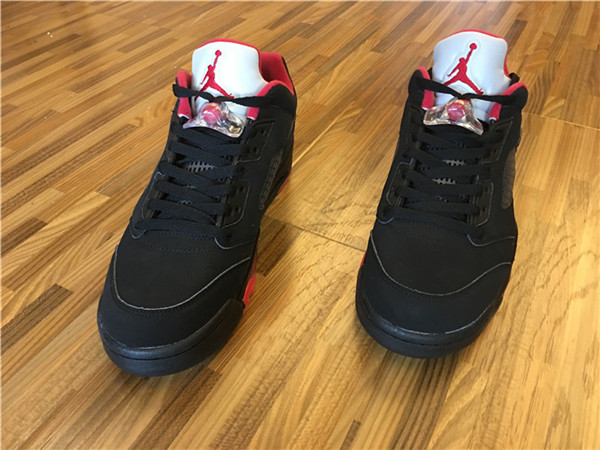 AIR JORDAN 5 LOW 