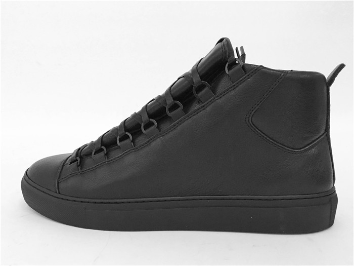 New Limited Version Balenciaga Arena Lambskin Creased Leather Matt Sneakers