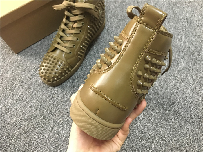 Limited Version Christian Louboutin Poivre Vert Louis Spikes Men's Flat Sneakers