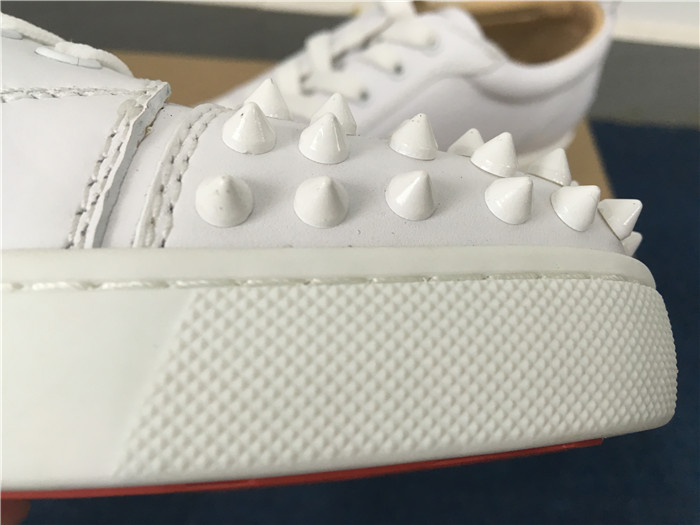 Limited Version Christian Louboutin Louis Junior Spikes Mens Flat White Low top with Spikes