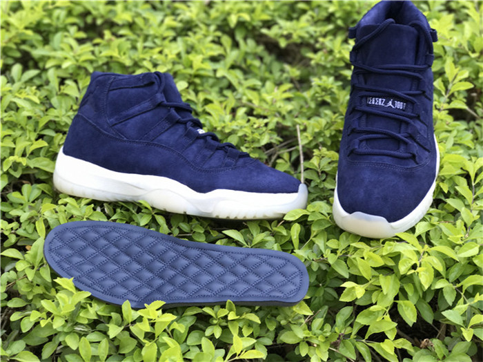 Air Jordan 11 PRM Jeter RE2PECT Sneakers