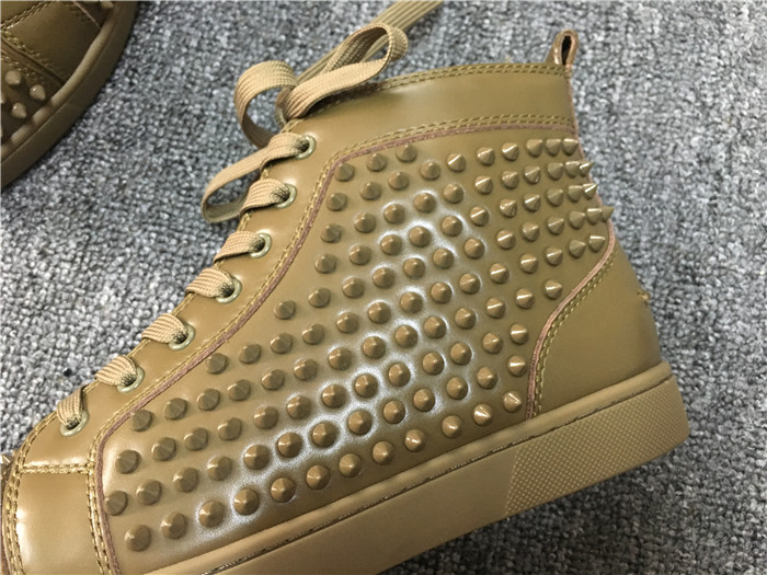 Limited Version Christian Louboutin Poivre Vert Louis Spikes Men's Flat Sneakers