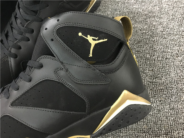 UA Air Jordan 7 VII Golden Moments Pack 535357-935 Sneakers in Black