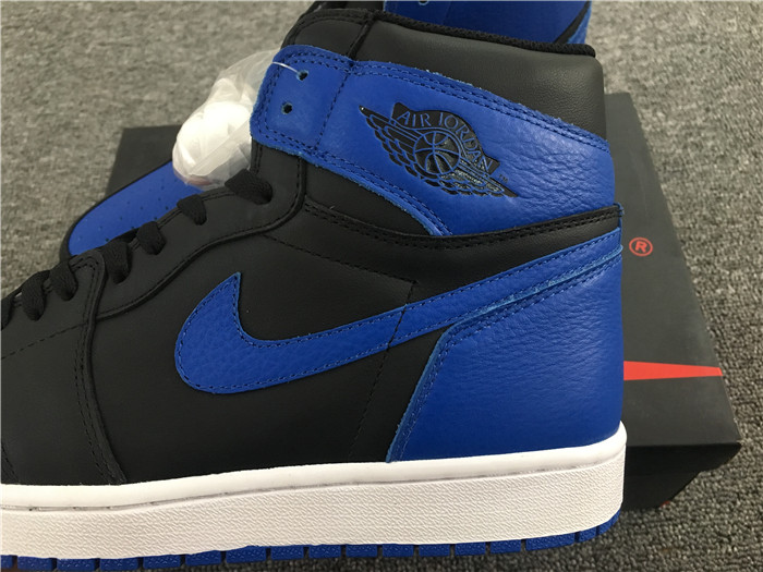 Air Jordan 1 Retro High OG Royal Sneakers