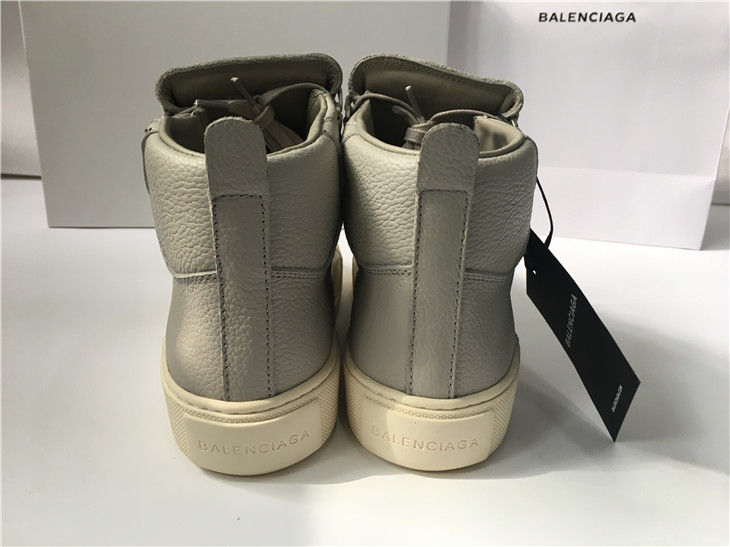 Super perfect Balenciaga Holiday collection high sneakers light grey