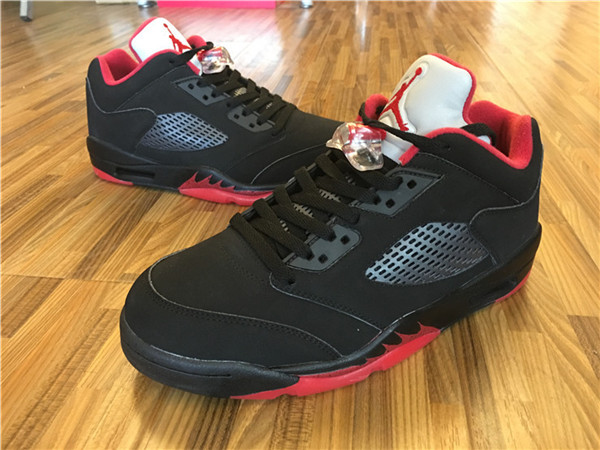 AIR JORDAN 5 LOW 