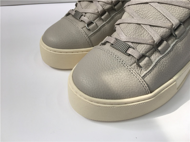 Super perfect Balenciaga Holiday collection high sneakers light grey