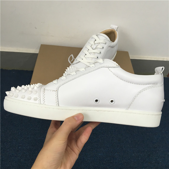 Limited Version Christian Louboutin Louis Junior Spikes Mens Flat White Low top with Spikes