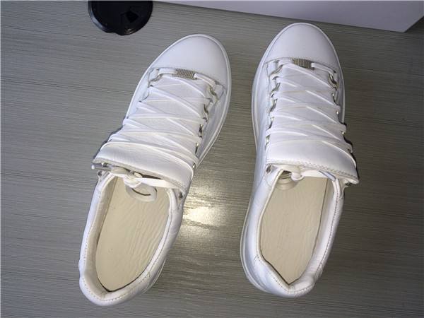 Balenciaga Arena Low Top Creased Leather Sneakers White